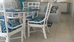 Unclassified image, 3 of 42, button - Cute beach apartment (Savaneta)