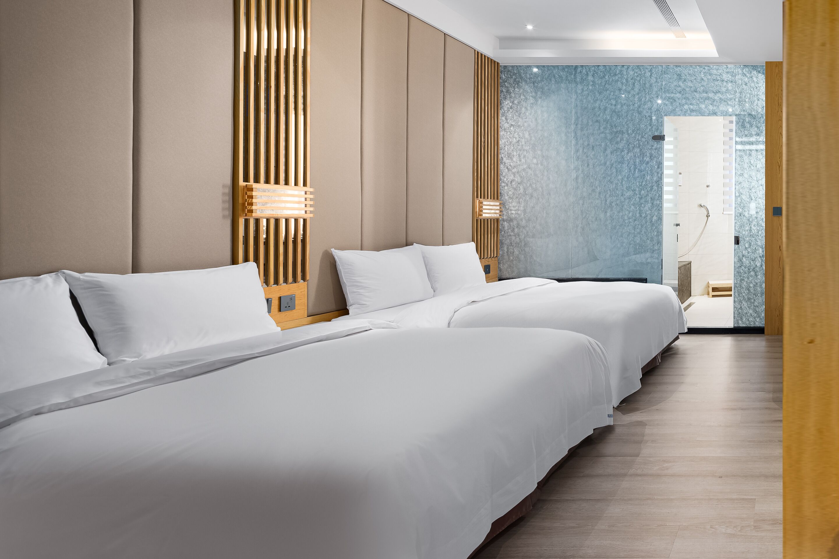 standard quadruple room | 1 bedroom, blackout curtains, free wifi, bed sheets