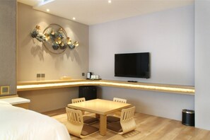 ห้องแฟมิลี่สำหรับสี่ท่าน | ผ้าม่านกันแสง, Wi-Fi ฟรี, ผ้าปูที่นอน