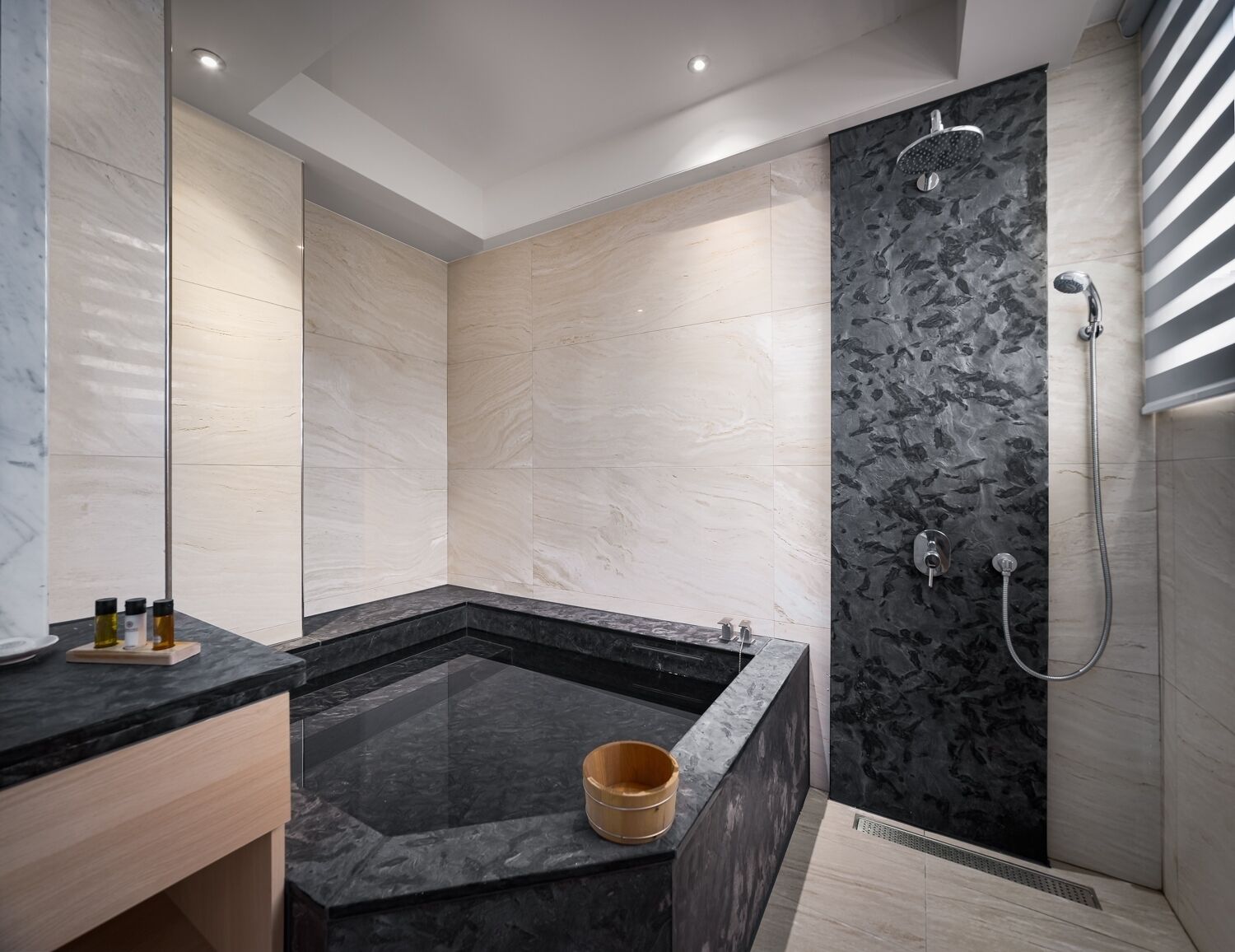 deep-soaking bathtub