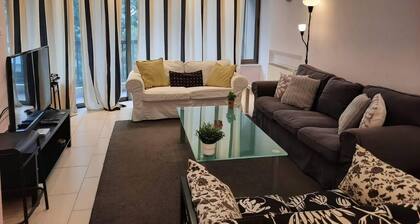 Apartment Sleeps 6 with Ensuite