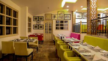 Daily buffet breakfast (INR 750 per person)