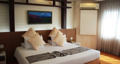 V Verve Service Apartment Hotel