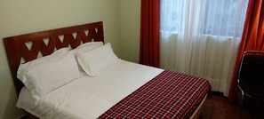 15 habitaciones y wifi 