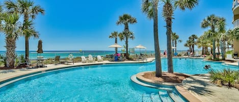 屋内プール、温水プール