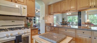 Foosball-Fire Pit-Pet Friendly-near USAF Academy