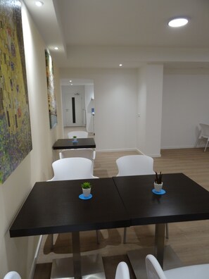 Daily cooked-to-order breakfast for a fee - Airport Park Hotel München (Hallbergmoos)