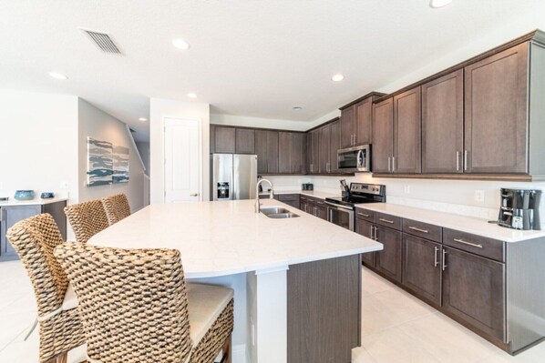 Microwave, oven, stovetop, dishwasher