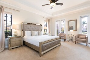 6 bedrooms, laptop workspace