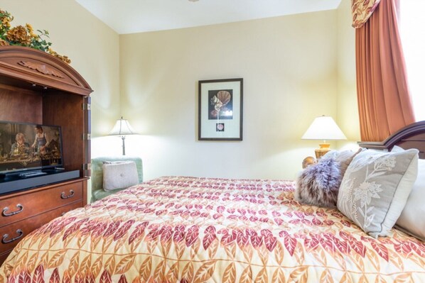 3 makuuhuonetta, kannettavalle tietokoneelle sopiva työtila, Wi-Fi