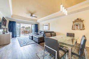 3 bedrooms, laptop workspace, WiFi