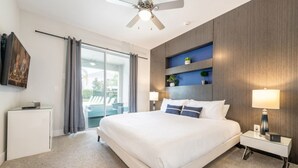 Room - Picture Relaxing by Your Private Pool in Your Beautiful Villa in Encore Resort at Reunion, Orlando Villa 3761 (Kissimmee)