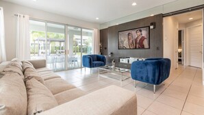 Living room - Picture Relaxing by Your Private Pool in Your Beautiful Villa in Encore Resort at Reunion, Orlando Villa 3761 (Kissimmee)