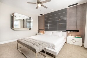 8 Schlafzimmer, laptopgeeigneter Arbeitsplatz, kostenloses WLAN