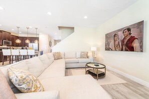 Flat-screen TV, video game console, table football, ping pong - Picture Renting Your 5 Star Villa With Private Pool on Encore Resort at Reunion, Orlando Villa 3808 (Kissimmee)