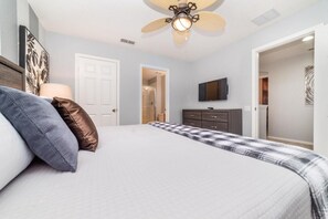 6 bedrooms, laptop workspace, free WiFi