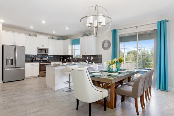 Microonde, forno, piano cottura, lavastoviglie