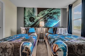 8 Schlafzimmer, laptopgeeigneter Arbeitsplatz, kostenloses WLAN