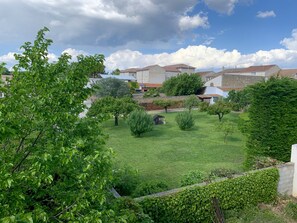 Habitación doble, baño privado ( Isabelle,1er étage) | Exterior