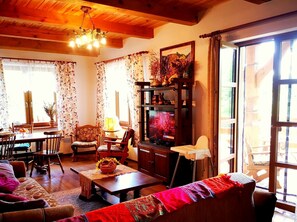 Una televisión de pantalla plana