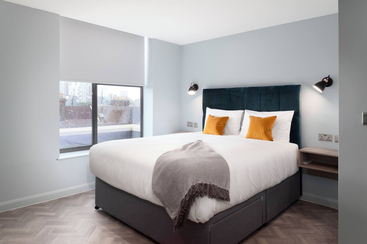 Hypo-allergenic bedding available, in-room safe, blackout drapes