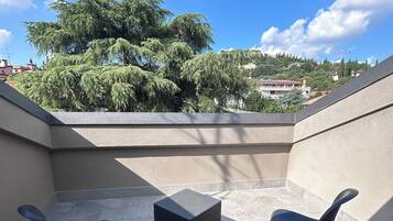 Suite Duplex with Terrace | Terrass/Patio