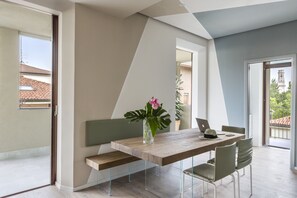 Daily buffet breakfast (EUR 15 per person)