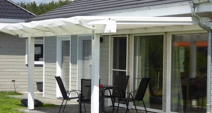 Vacation home just a few hundred meters from the lake with WLAN