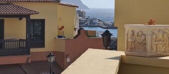 LOVELY APARTMENT 2Bedr/2Bathr aircon wifi 55 "SMART TV