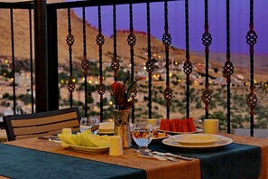 Free daily full breakfast  - Old City Mardin (Mardin)