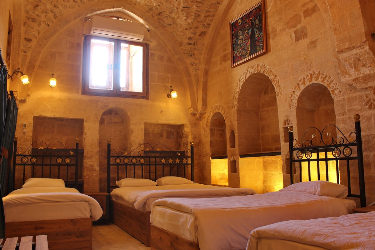 Deluxe Quadruple Room | Individually decorated, individually furnished, desk, free WiFi