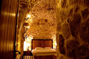 Standard Double Room | Individually decorated, individually furnished, desk, free WiFi