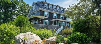 Golden Sands på Good Harbor: Tvers over gaten fra stranden