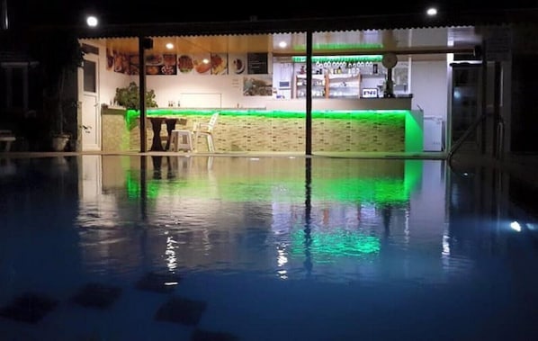 Seasonal outdoor pool