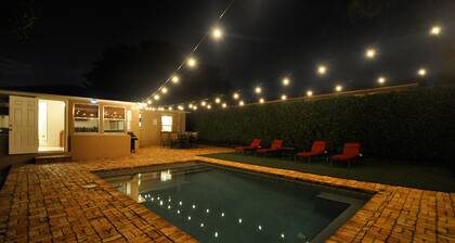 Heated private pool, walk to Zoo, Science Museum & Park