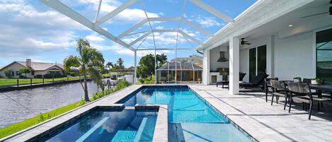 Piscine extérieure, piscine chauffée