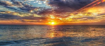 Book Summer Now! Luxury for Less! Close to Beach!