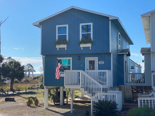 Book Summer Now! Luxury for Less! Close to Beach!