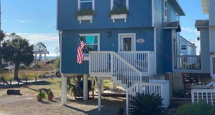 Book Summer Now! Luxury for Less! Close to Beach!