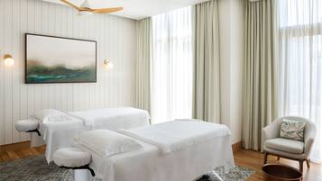 2 treatment rooms