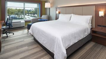 Premium bedding, in-room safe, individually furnished, desk