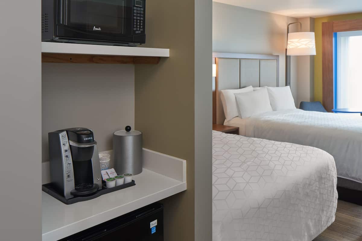 premium bedding, in-room safe, individually furnished, desk