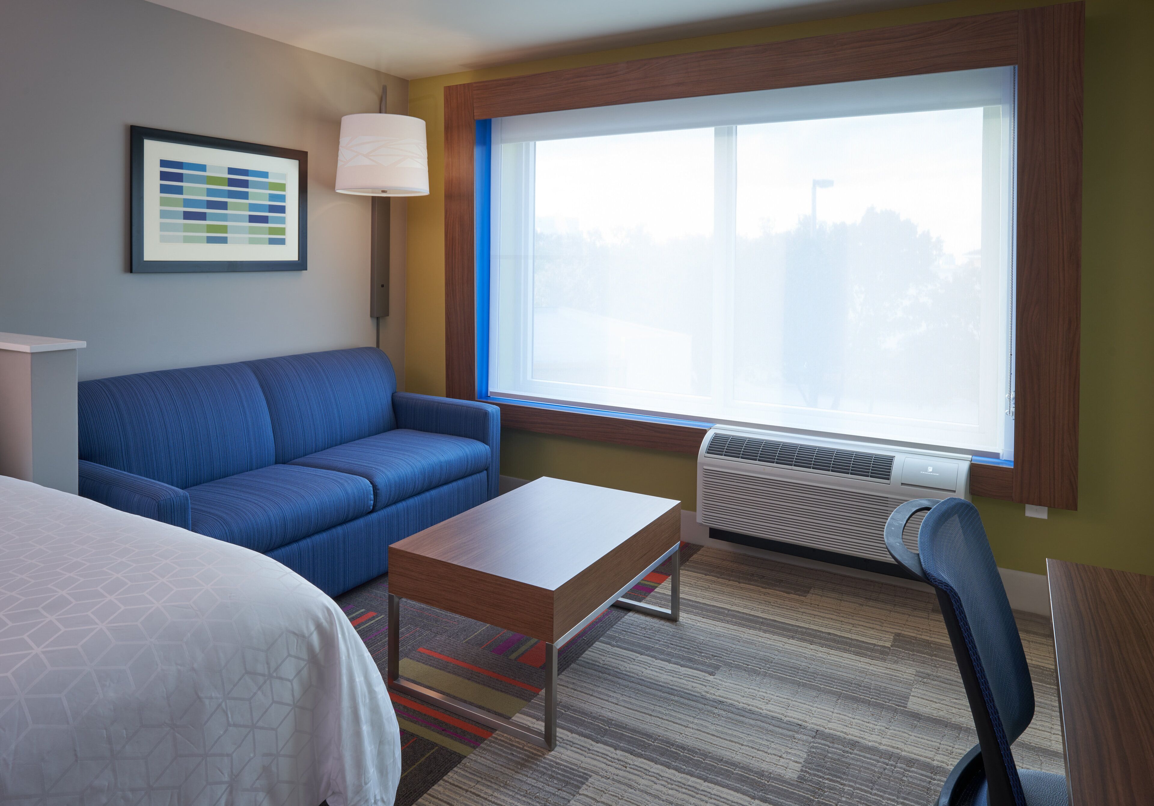 suite, multiple beds | premium bedding, in-room safe, individually furnished, desk