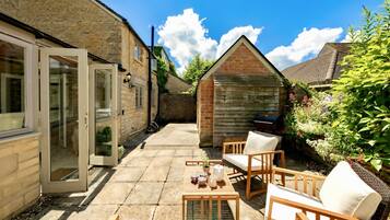 Luxury Cottage, Private Bathroom, Garden View | Garden