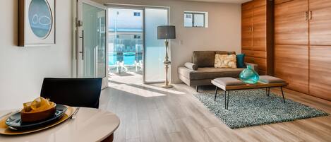 119: Green With Envy Studio~ Walk To Downtown Phoenix! | Living area | 32-inch flat-screen TV with digital channels, TV