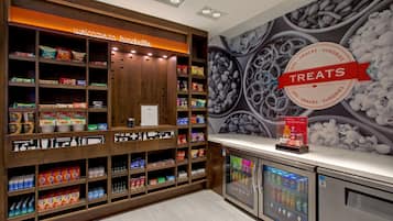 Snack bar