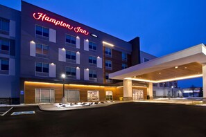 Exterior - Hampton Inn by Hilton Brockville (Brockville)