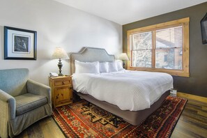 2 dormitorios, tabla de planchar con plancha, wifi y ropa de cama