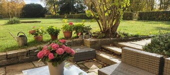 Landhaus mit großem Garten