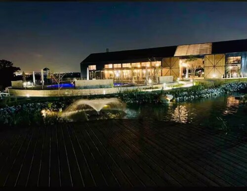 Bobo's Greenlee Lifestyle Studio Apartment